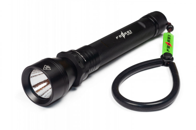 Фонарь FEREI W152II, белый свет, 1000Lm